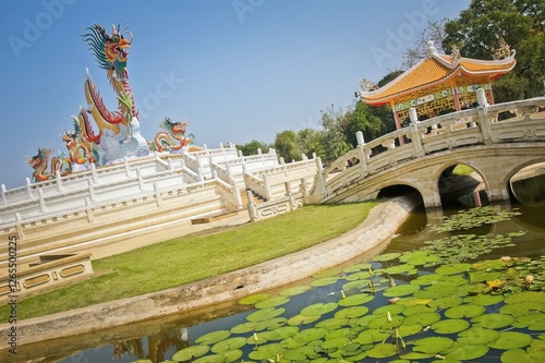 Obraz na płótnie Chinese park with dragon statue in Nakhon Sawan, Thailand w salonie
