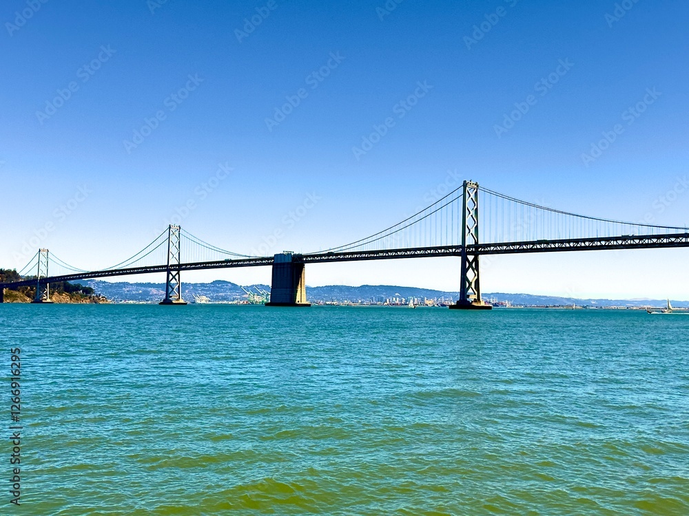 Obraz premium Oakland Bay Bridge in San Francisco (Kalifornien, United States)