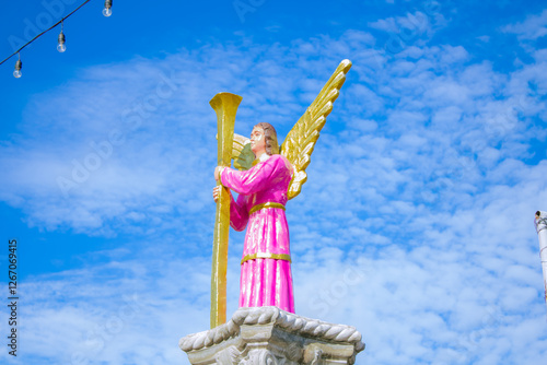 Slika na platnu statue of holy virgin mary angel under the blue sky