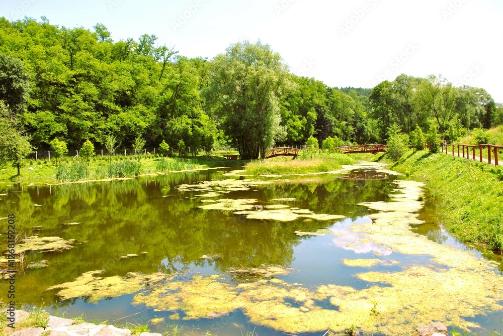 The beautiful lake is a hiking spot, a beautiful view. The beautiful lake is a hiking spot, a beautiful view.