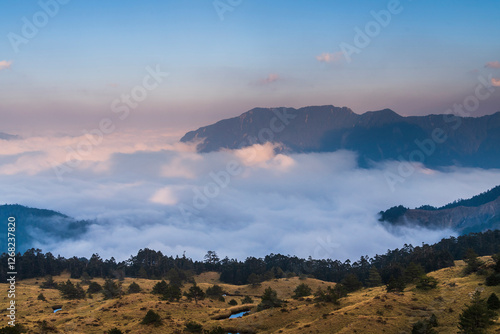 Obraz na płótnie Beautiful view of the cloud sea in Hehuan Mountain Forest Recreation Area of Nantou, Taiwan. w salonie