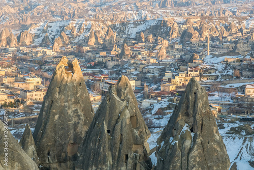Obraz na płótnie Village of Goreme in winter in Cappadocia, Turkey w salonie