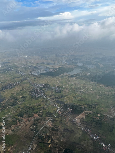 Obraz na płótnie Flying over Cambodia w salonie