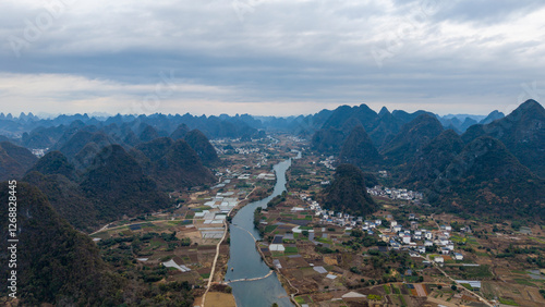 Obraz na płótnie Aerial photography of the scenery of Guilin and Yangshuo in China w salonie