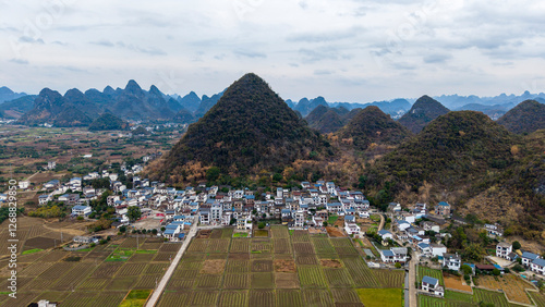 Obraz na płótnie Aerial photography of the scenery of Guilin and Yangshuo in China w salonie