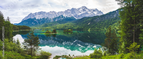 Eibseepanorama mit Zugspitze