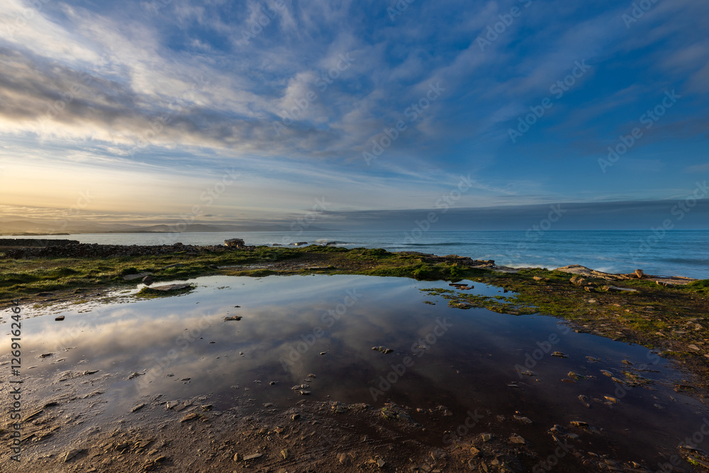 A walk through nature next to the Cantabrian Sea!