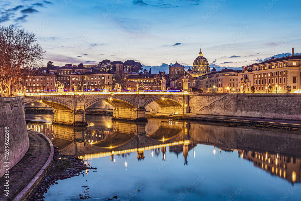 Fototapeta premium Rome at night, Italy
