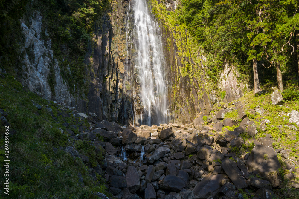 Obraz premium Nachi Falls in Asia, Japan, Kansai, Nachisan, in summer, on a sunny day.