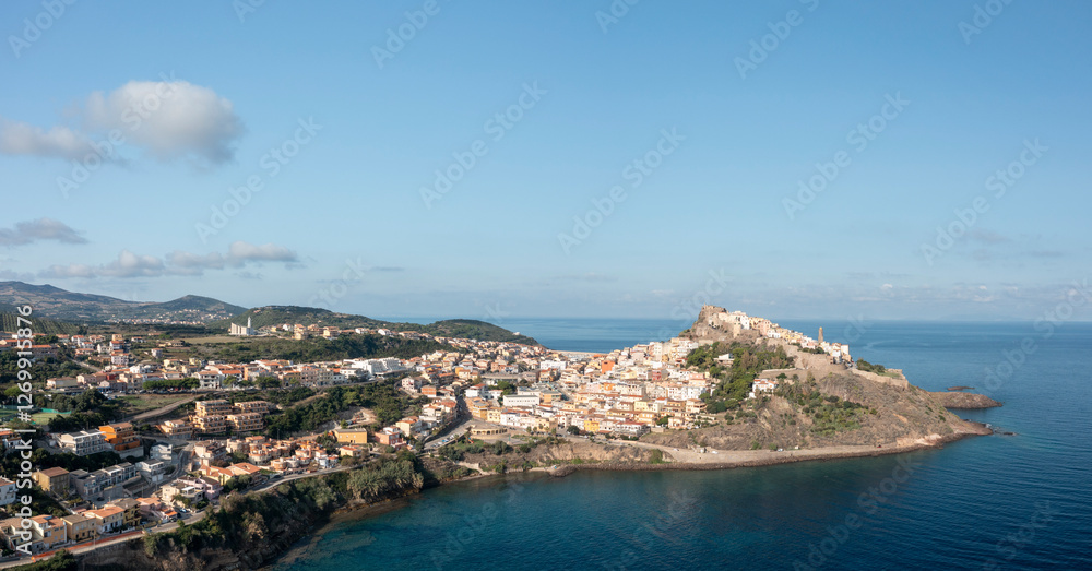 Naklejka premium The panoramic view in Castelsardo in Europe, Italy, Sardinia, Castelsardo, in summer, on a sunny day.