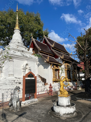 Obraz na płótnie Wat Prasat Buddhist temple in Chiang Mai w salonie