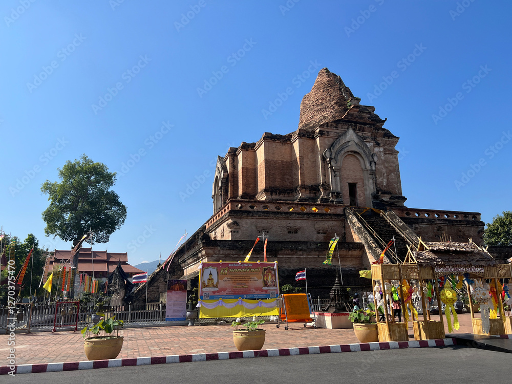 Wat Chedi Luang Buddhist temple in Chiang Mai