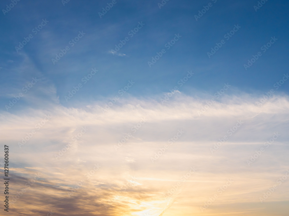 Fototapeta premium 2月の夕暮れの空と雲32