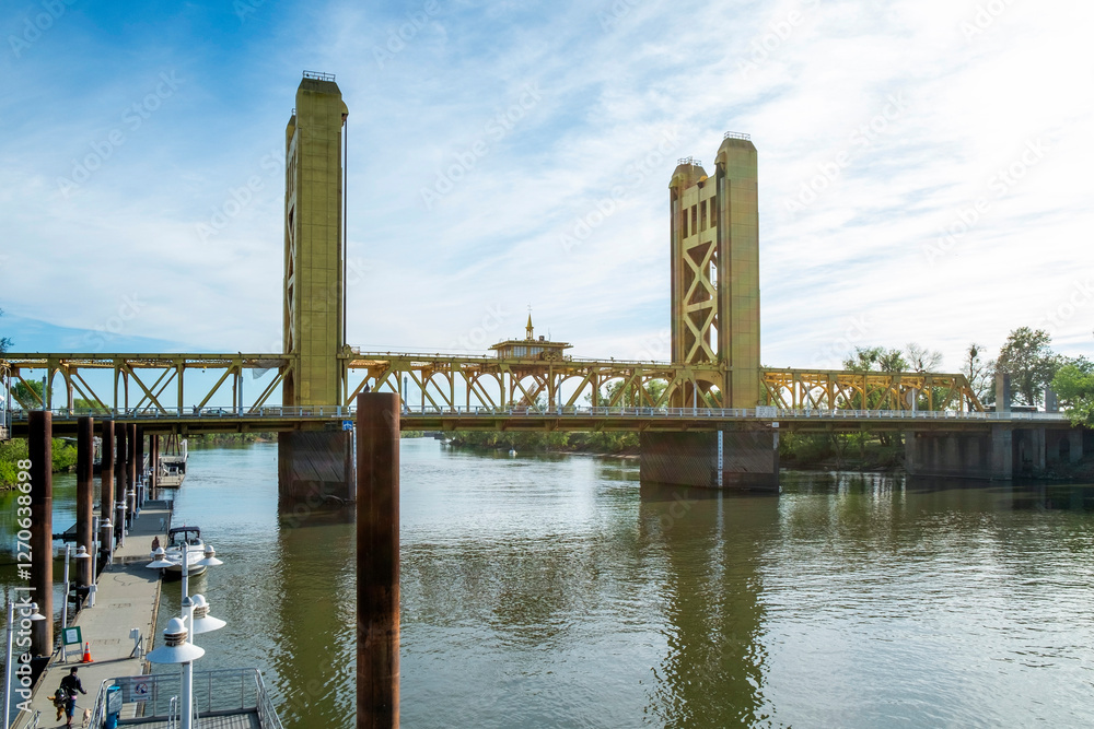 Obraz premium Tower bridge in Old Waterfront Sacramento, CA