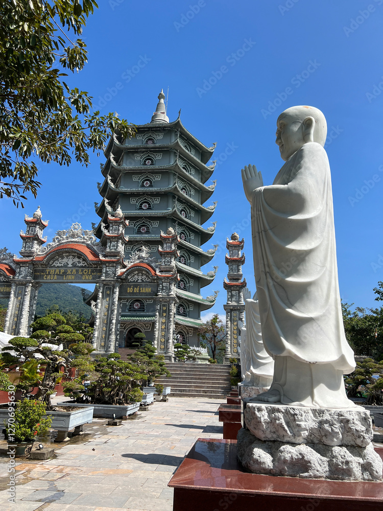 Chau Linh Ung in Da Nang