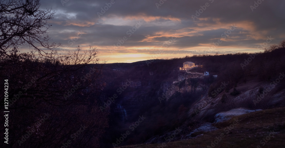 Fototapeta premium sunset in the mountains