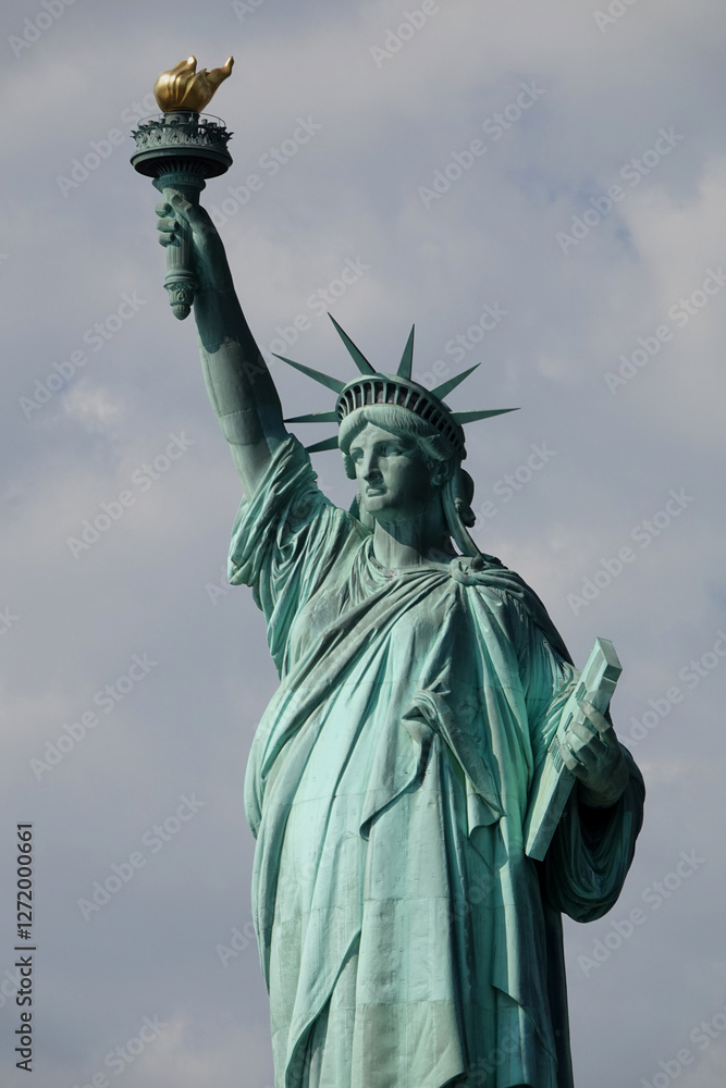 Fototapeta premium A view of the Statue of Liberty from a ferry boat.