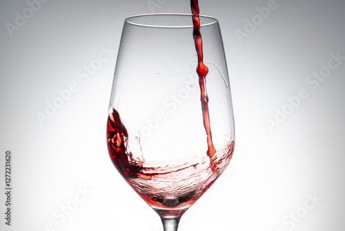 Das Glas Rotwein photo