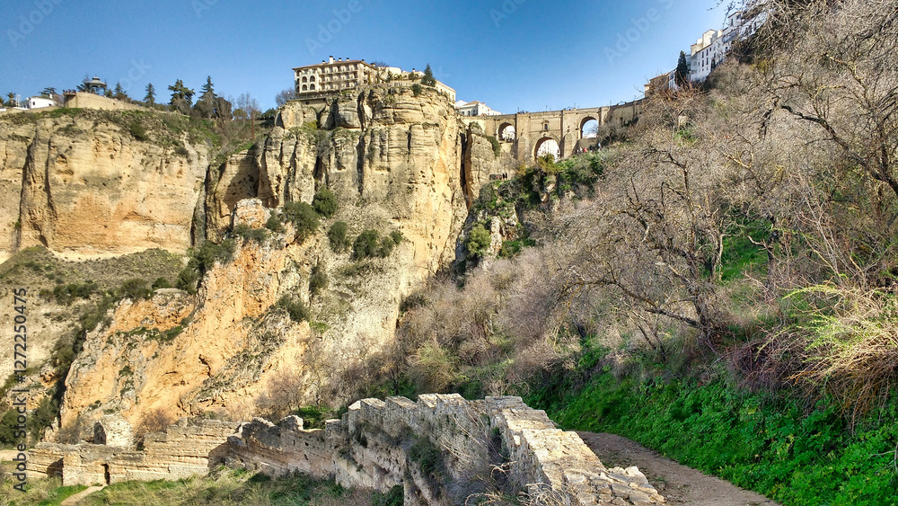 El Tajo gorge and the Puente Viejo, Ronda, Malaga province, Andalucia, Spain, Europe El Tajo gorge and the Puente Viejo, Ronda, Malaga province, Andalucia, Spain, Europe