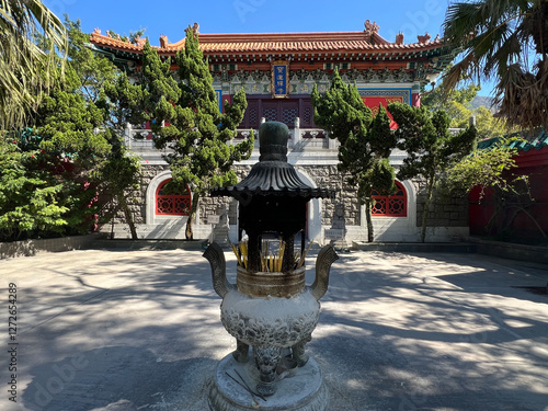 Obraz na płótnie Po Lin Monastery at Lantau Island, Hong Kong w salonie