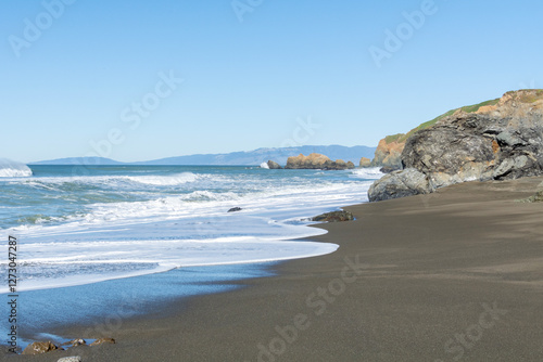 Obraz na płótnie Coast of the Pacific Ocean, California in the USA. w salonie