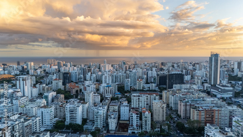 Atardecer en la ciudad de Santo Domingo, Republica Dominicana.