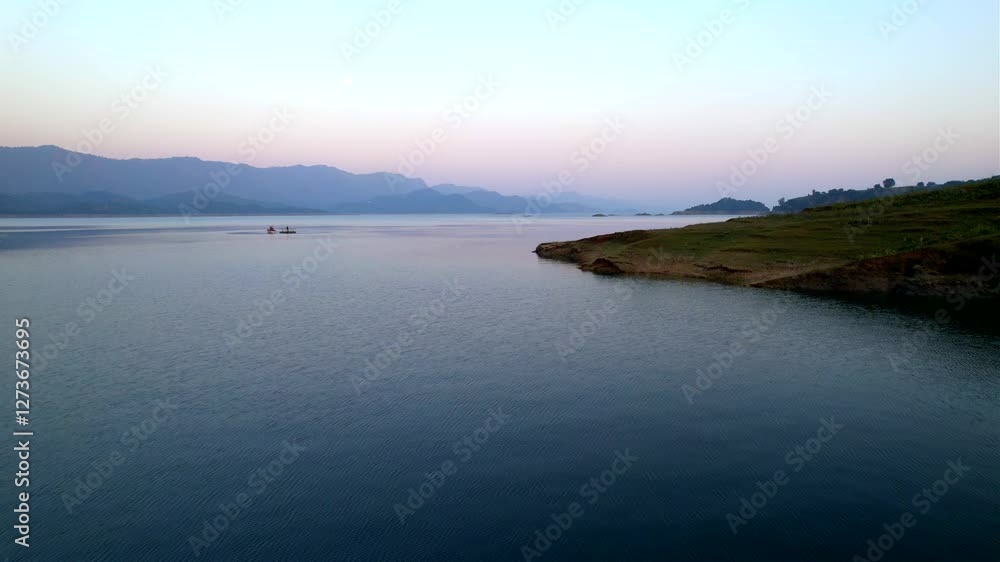 MOUNTAIN @ LAKE VIEW OF UNA MOUNTAIN @ LAKE VIEW OF UNA