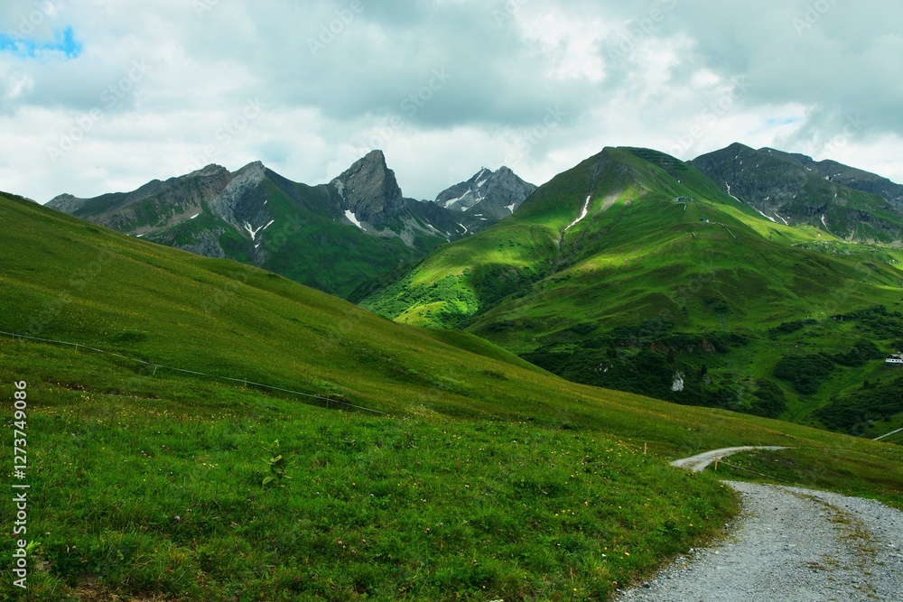 Obraz premium Austrian Alps - view of the Roggspitze from the path near the village of Zürs in the Lechtal Alps