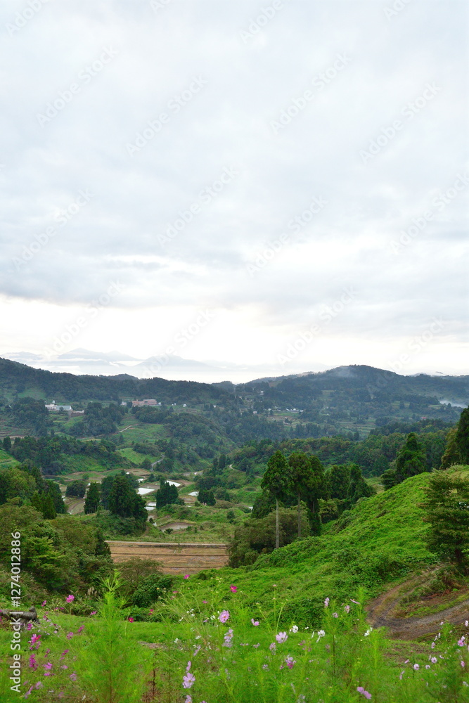 Naklejka premium 山古志 薬師の陵（新潟県）