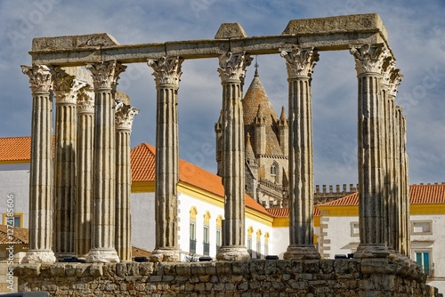 Obraz na płótnie Diana Tempel, Évora w salonie