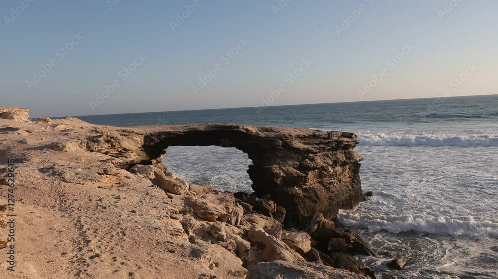 The Arch of El Conejo, Baja California Sur: A Natural Wonder of the Desert Coast The Arch of El Conejo, Baja California Sur: A Natural Wonder of the Desert Coast