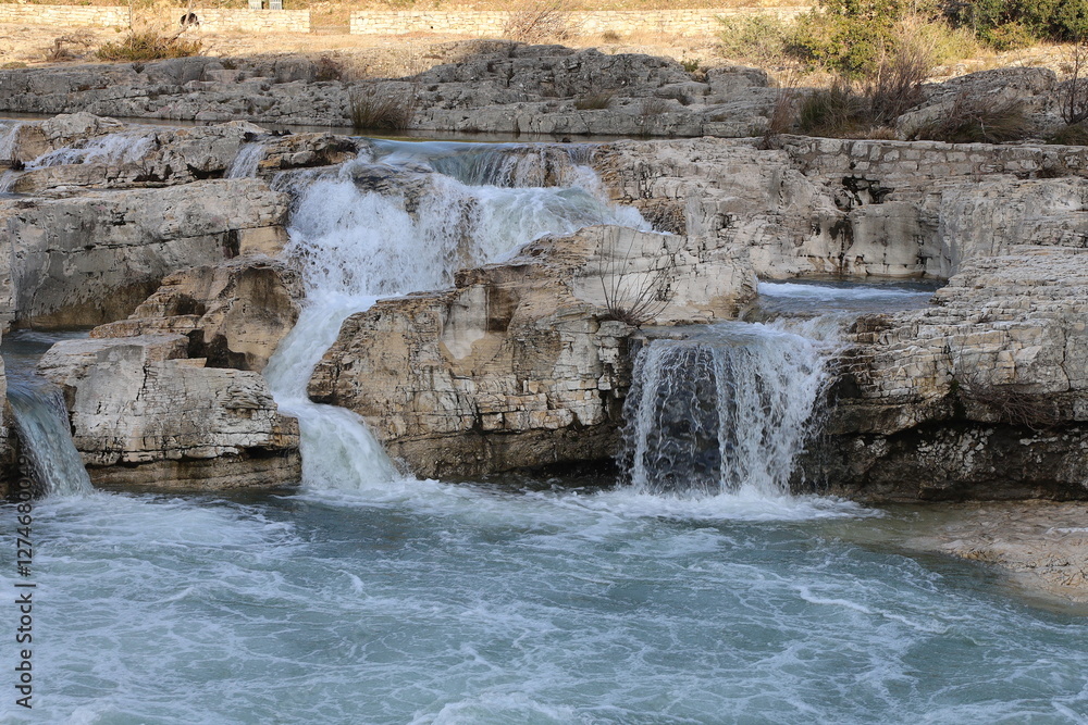 Cascades du Sautadet sur la rivière Cèze, ville de La-Roque-sur-Cèze, département du Gard, France