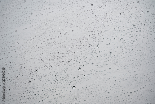 ventana transparente con textura de gotas de lluvia