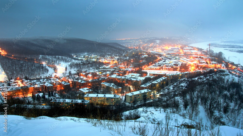 Obraz premium panorama of Krasnaya Glinka district of Samara city on a winter night