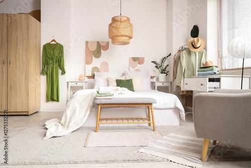 Modern bedroom interior des...