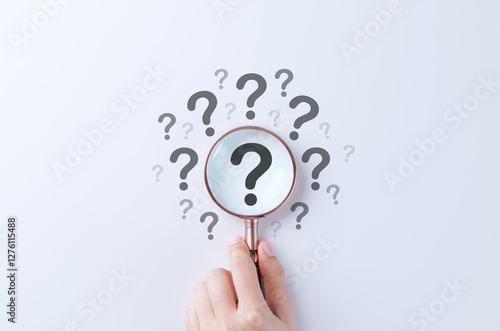 Fotografie Question mark and root cause analysis concept