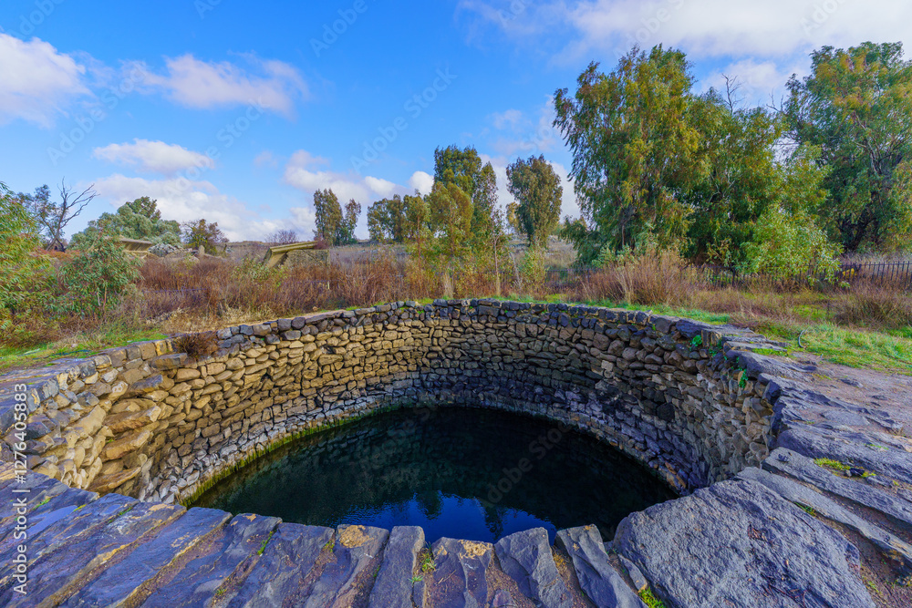 Ein Mokesh, Natural water pool in the Golan Heights