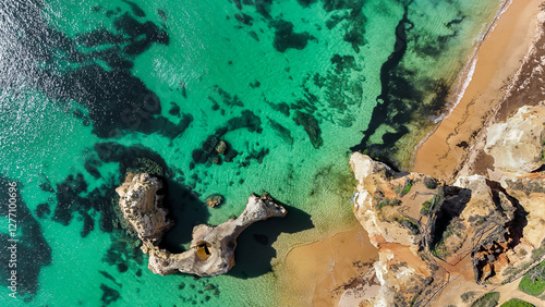 Foto Fotografia aérea da Praia da Rocha, em Portimão, Algarve, Portugal