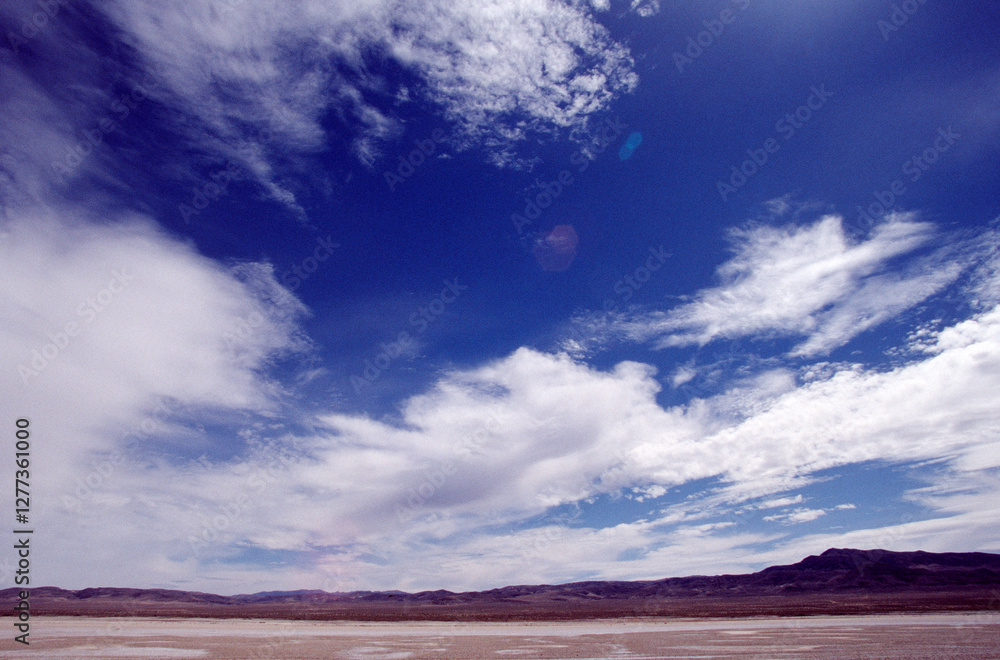 Obraz premium Colorful clouds and Death Valley