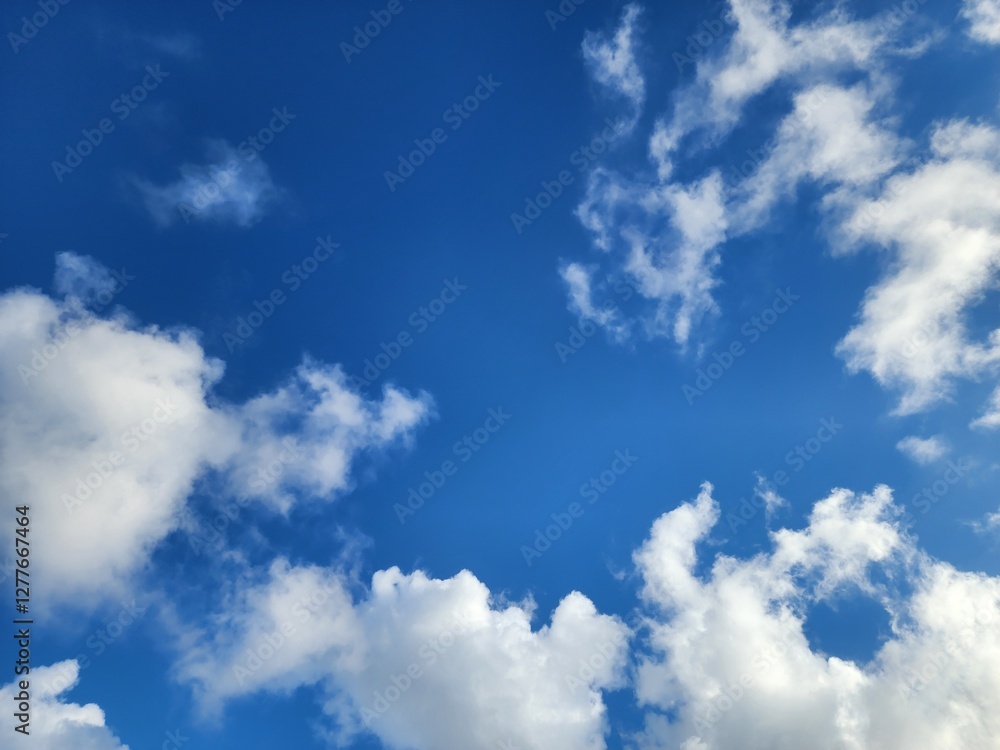 Obraz premium blue sky with clouds