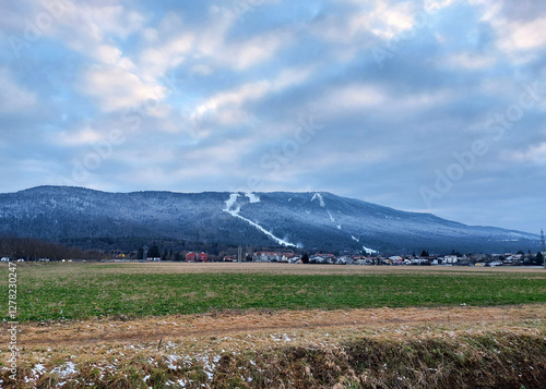 Obraz na płótnie Slovenia. Pohorje mountain at winter with ski trail. Europe w salonie