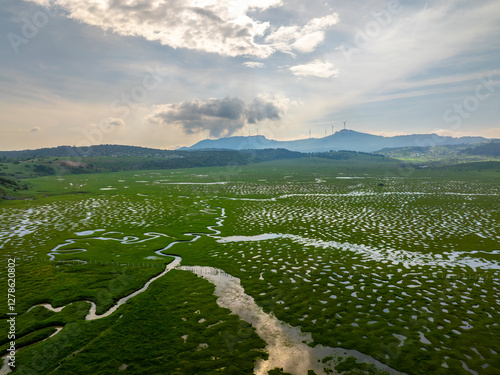Obraz na płótnie a beautiful view. Karagol plateau. sakarya black lake w salonie