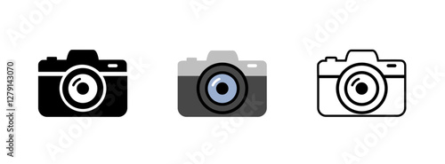 Camera icon set. Photo camera in flat style.  Photo camera in flat style. photo camera sign and symbol. Set of camera icon Vector illustration.