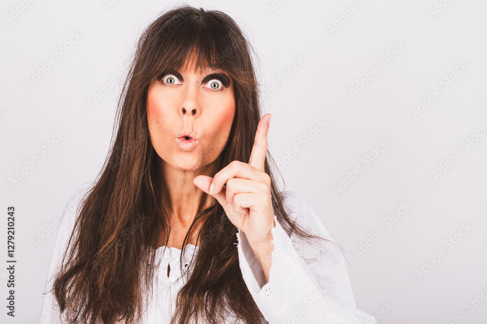 Frau, Zeigefinger, drohend