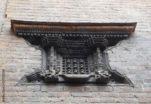 фотографія Window in Durbar Square in Bhaktapur, Kathmandu - Nepal