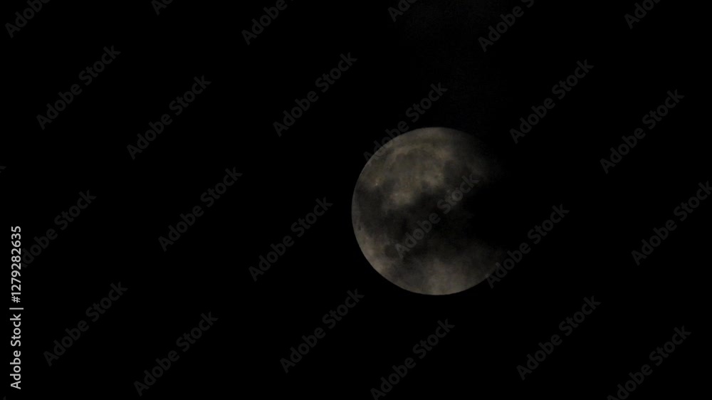 4k 30-sec Full Moon with dark clouds and wind 4k 30-sec Full Moon with dark clouds and wind