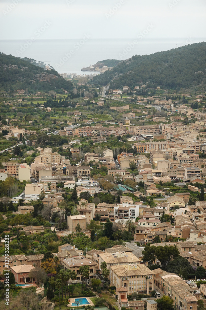 Fototapeta premium The panorama of Soller from Ses Tres Creus, Mallorca, Spain