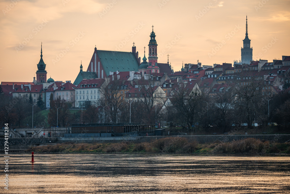 Obraz premium Warsaw, Poland - panorama with Old Town. Cityscape view of Warsaw. The capital of Poland