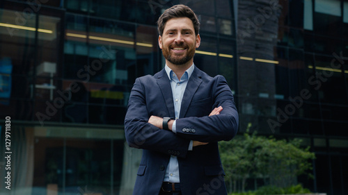 Принти на полотні Business owner portrait outdoor confident man Caucasian businessman smiling guy