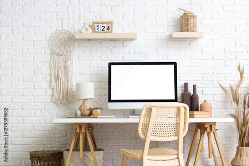 Modern home office workspac...